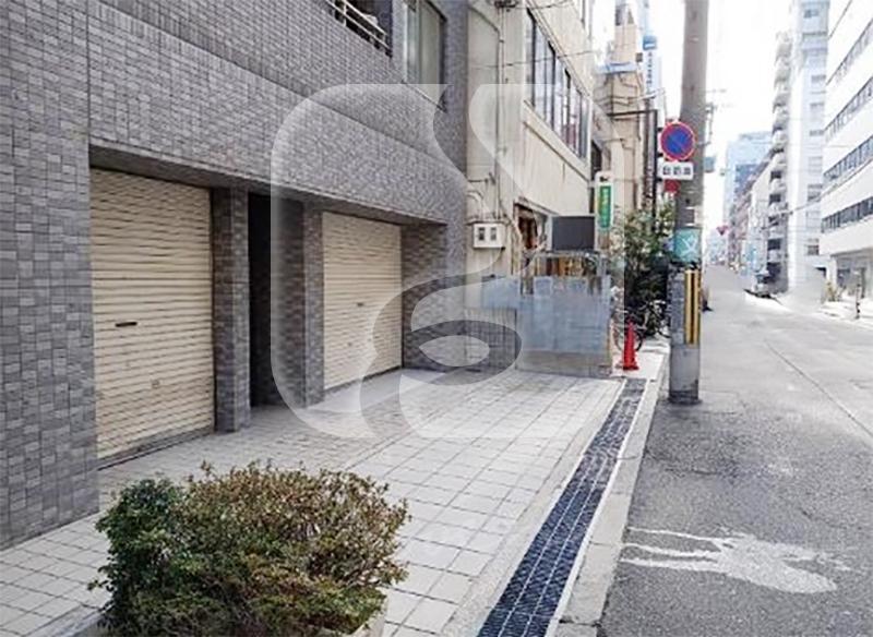 長堀橋駅徒歩約4分！/☆間口の広いスケルトン☆/1階路面店舗//S1138