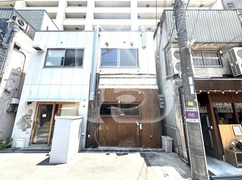 茨木市駅徒歩約4分！/☆居酒屋居抜き☆/1階路面店舗＋2階//X551