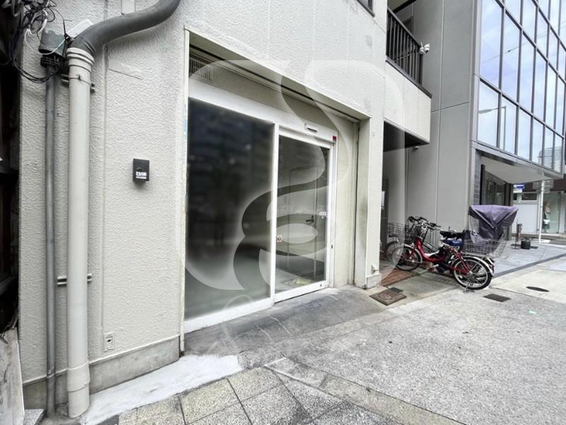 肥後橋駅徒歩約7分！/☆飲食可のスケルトン☆/1階路面店舗//S1149
