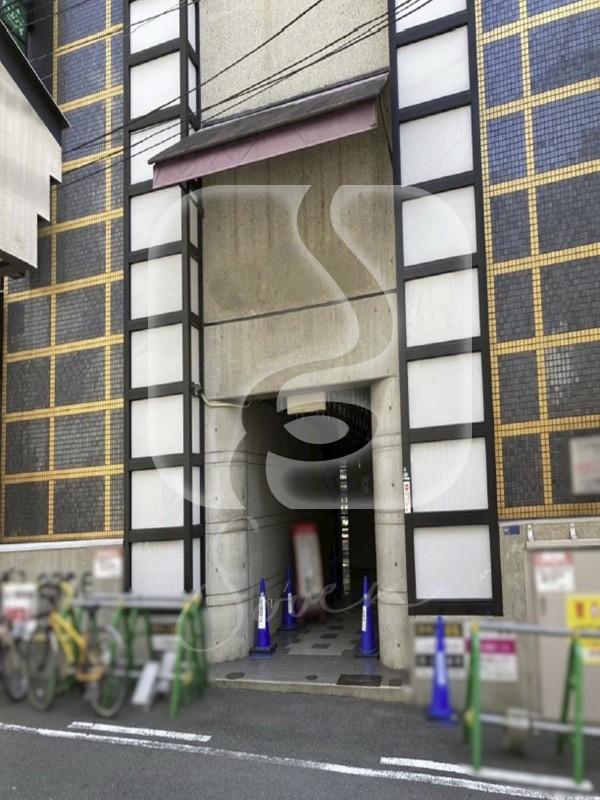 布施駅徒歩約4分!/☆スナック居抜き☆/3階店舗//X589