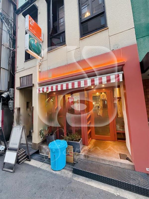 阿波座駅徒歩約3分!/☆マレーシア料理店居抜き☆/1階路面店舗//S1252