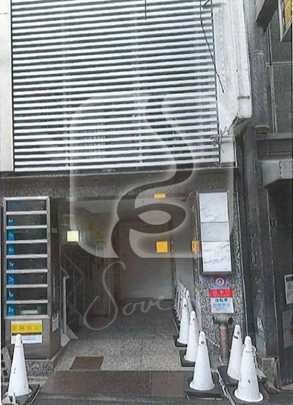 心斎橋駅徒歩約8分!/☆飲食相談可のBAR居抜き☆/1階店舗//S1266