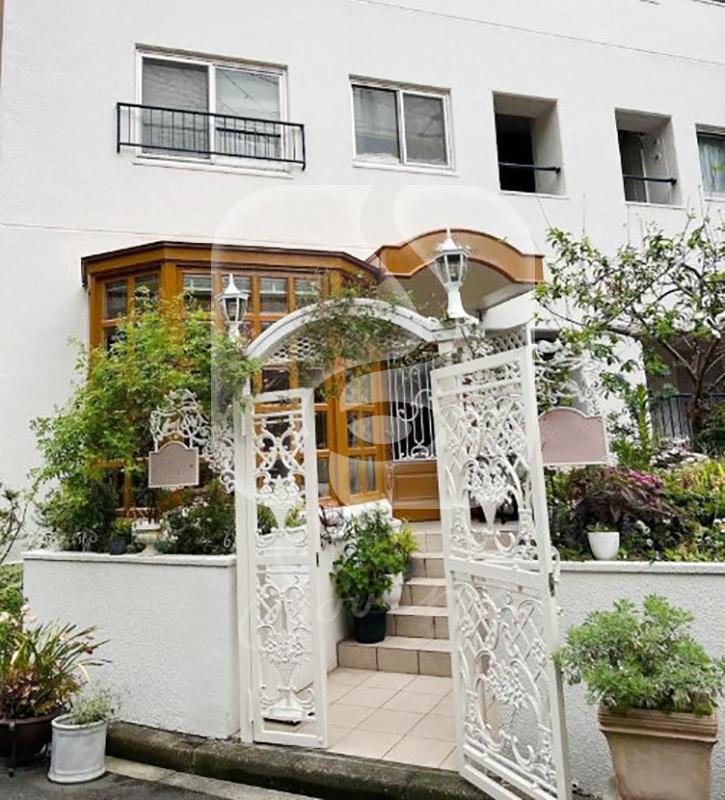 阿波座駅徒歩約4分!/☆軽飲食可のカフェ居抜き☆/1階路面店舗//S1268