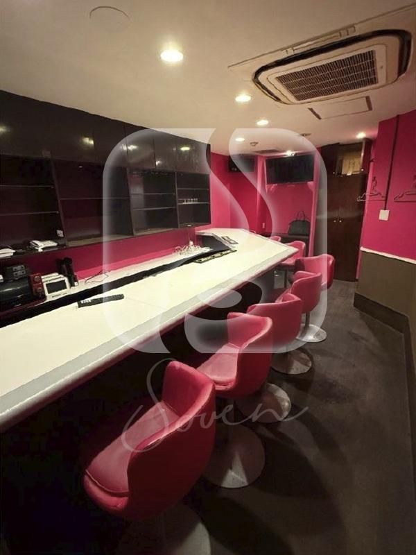 心斎橋駅徒歩約7分！/☆ガールズバー居抜き☆/3階店舗//S1319