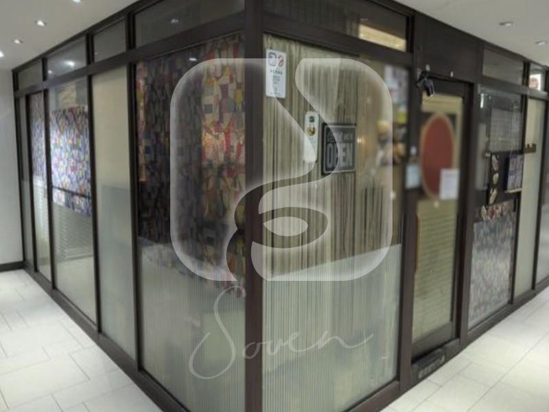 四ツ橋駅徒歩約1分の駅チカ!/☆バル居抜き☆/B1階店舗//S1330