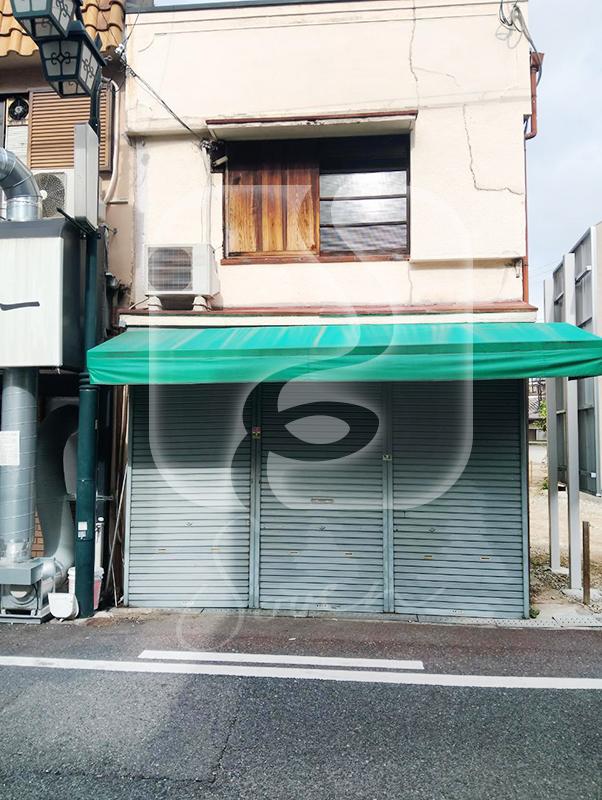 長瀬駅徒歩約4分！/☆物販店跡☆/1階路面店舗＋2階//X628