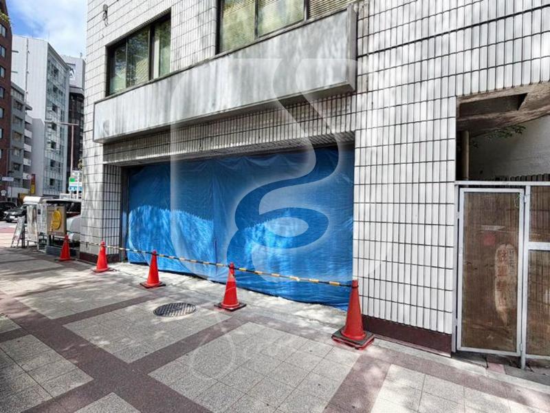 中津駅徒歩約2分！/☆重飲食可のスケルトン☆/1階路面店舗//U1030