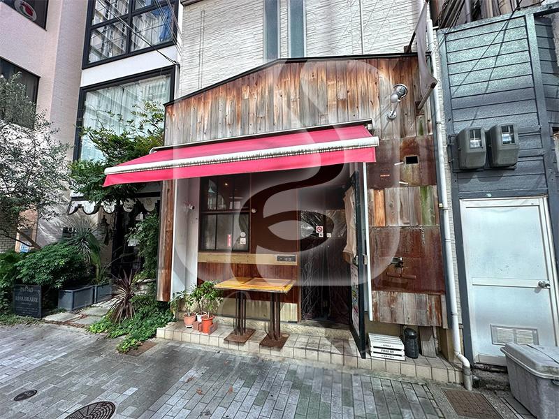 みなと元町駅徒歩約1分！/☆洋食屋居抜き☆/1階路面店舗＋2階//Z157