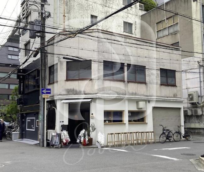 本町駅徒歩約4分！/☆重飲食相談可のスケルトン☆/2階角地店舗//S695